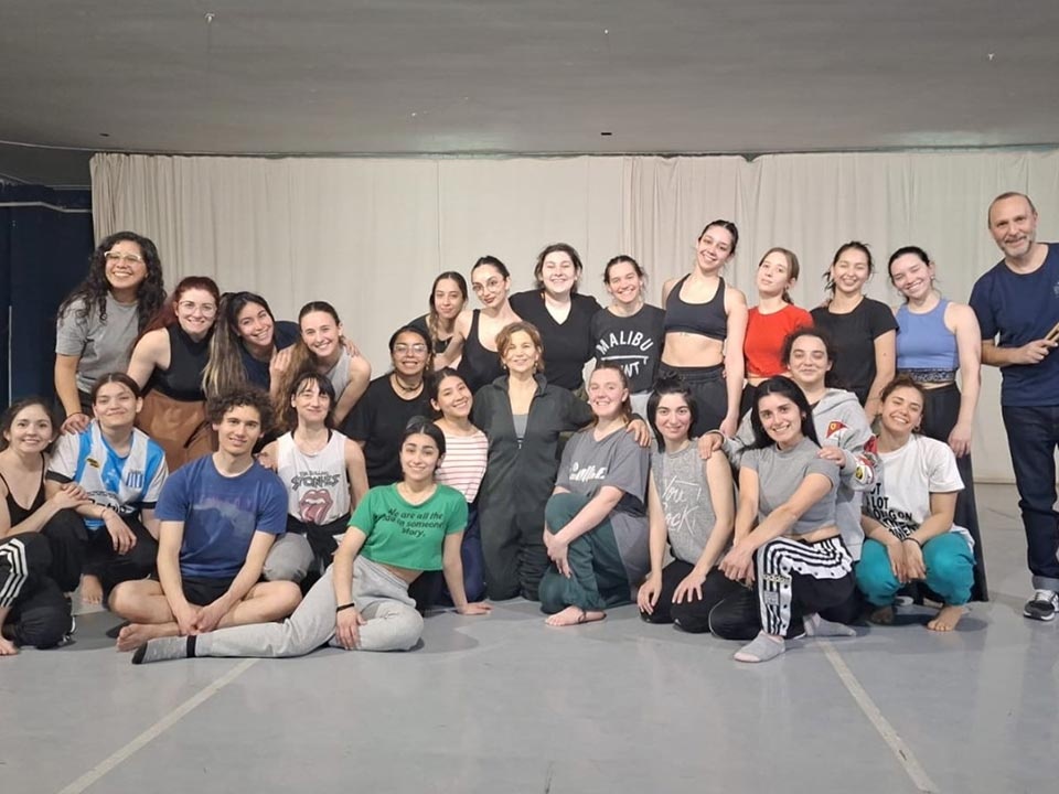 El DAM en las Escuelas: visita a la Escuela de Danzas “Alba Lutecia” de Bahía Blanca